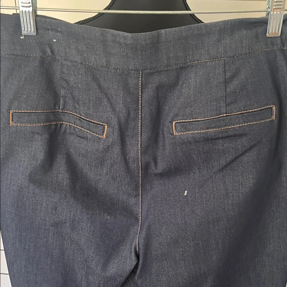 Chico's Platinum Dark Wash Trouser Jean Size 1.5 - Picture 7 of 7